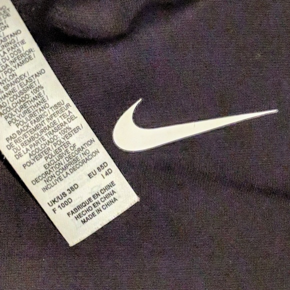 Nike Sports Bra - Picture 3 of 3